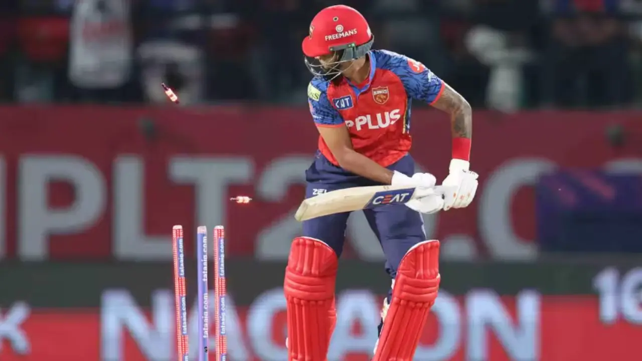Despite the strong opening stand, PBKS suffered a middle-order collapse as skipper Shreyas Iyer, Suryansh Shedge and Shashank Singh were dismissed for single-digit scores. Azmatullah Omarzai&rsquo;s late cameo of 38 off 17 balls lifted Punjab to a competitive total of 200/8 in 20 overs.